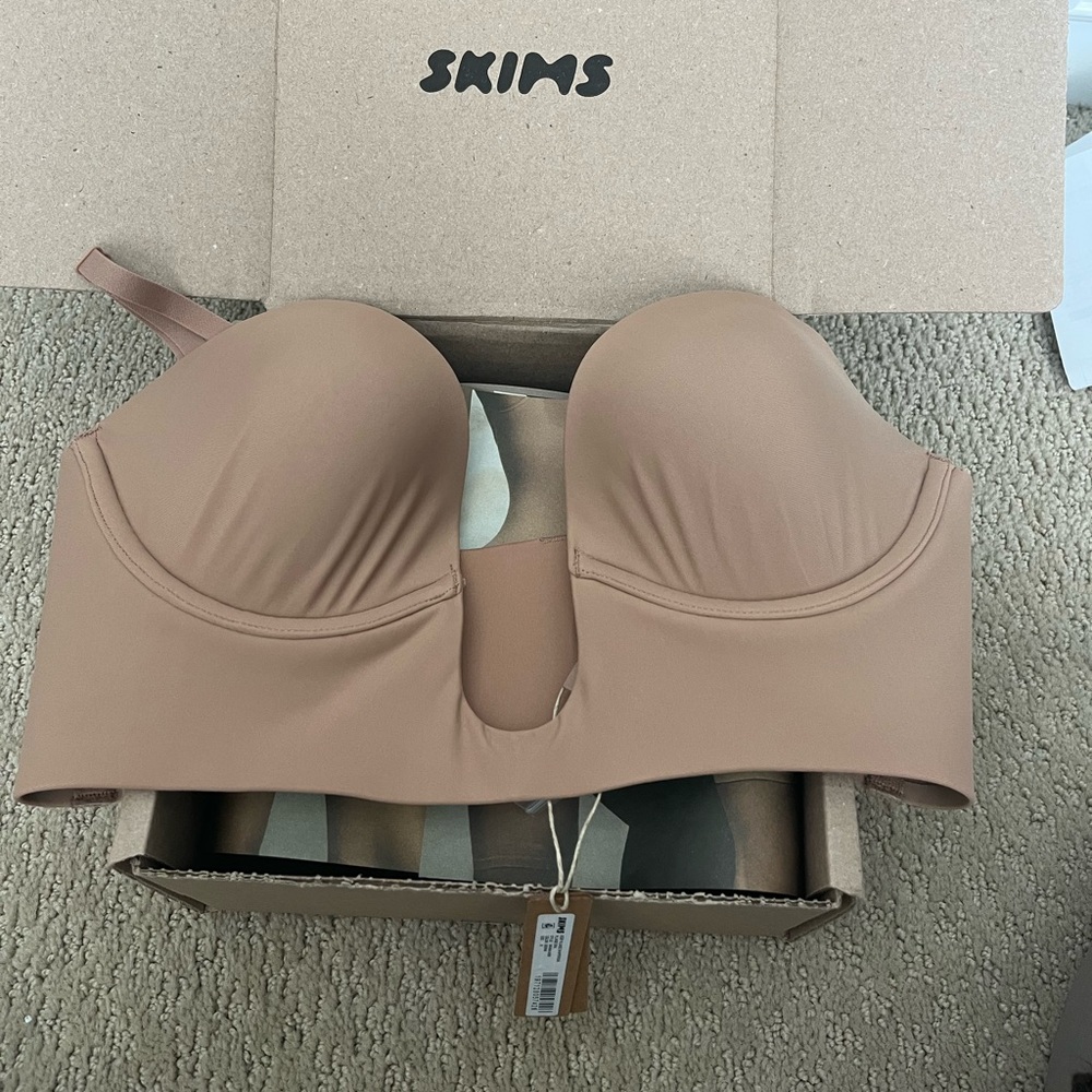 Skims bra
